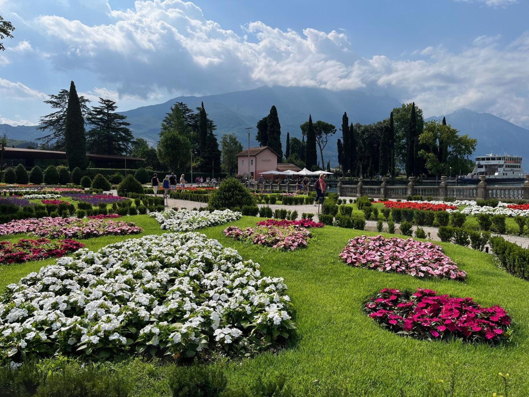 Palazzo Riccamboni Apartman Riva del Garda Kültér fotó